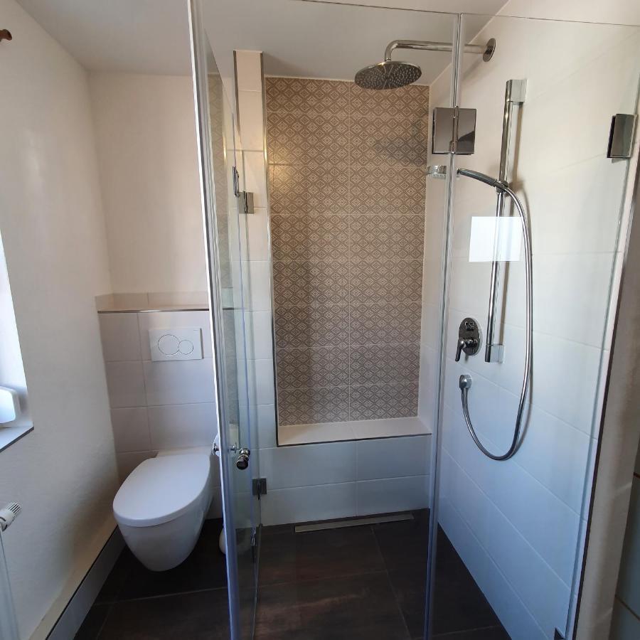 Alte Backstube - Ferienwohnung Huettenstube Und Ferienzimmer Auszeit Erkenbrechtsweiler 외부 사진